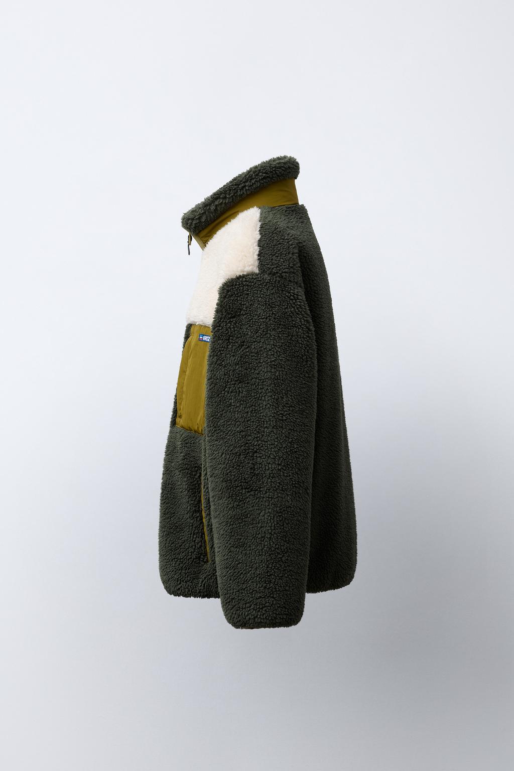 КУРТКА ИЗ ИСКУССТВЕННОЙ ОВЧИНЫ В СТИЛЕ КОЛОР-БЛОК