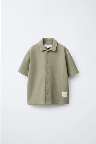 Комплект из рубашки и брюк из ткани оттоман с нашивкой- Заказать в России