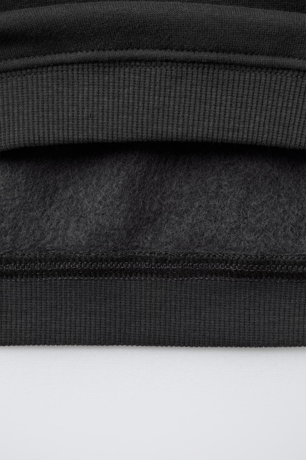 КОМПЛЕКТ ИЗ ТОЛСТОВКИ И ОДНОТОННЫХ ЛЕГИНСОВ