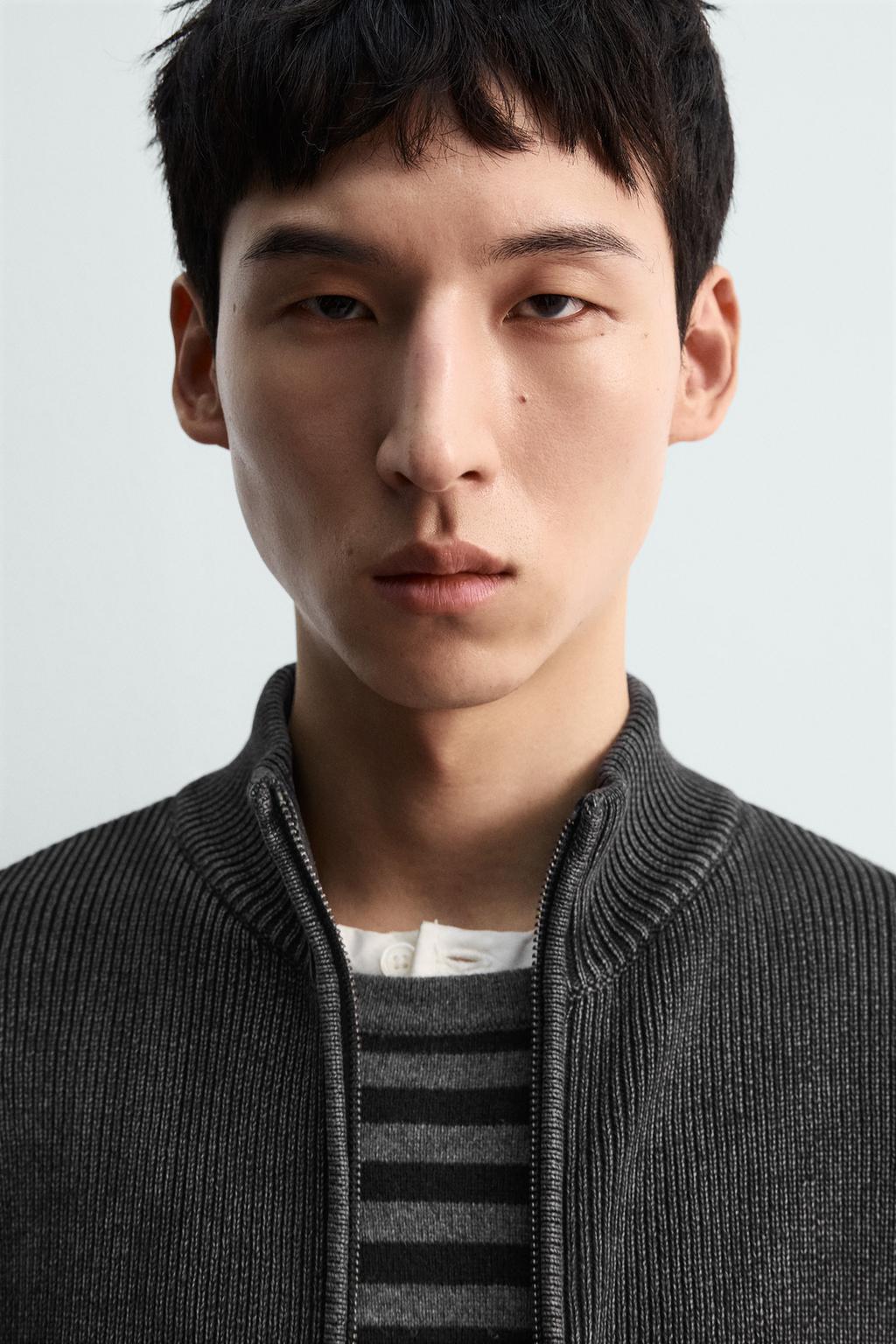 КУРТКА ВЯЗАНАЯ СТРУКТУРНАЯ С ЭФФЕКТОМ ПОТЕРТОСТИ