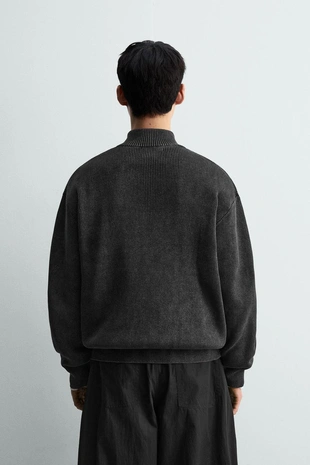 Куртка вязаная структурная с эффектом потертости