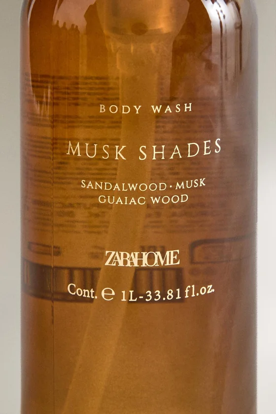 Жидкое мыло musk shades с ароматом мускуса (1 л)