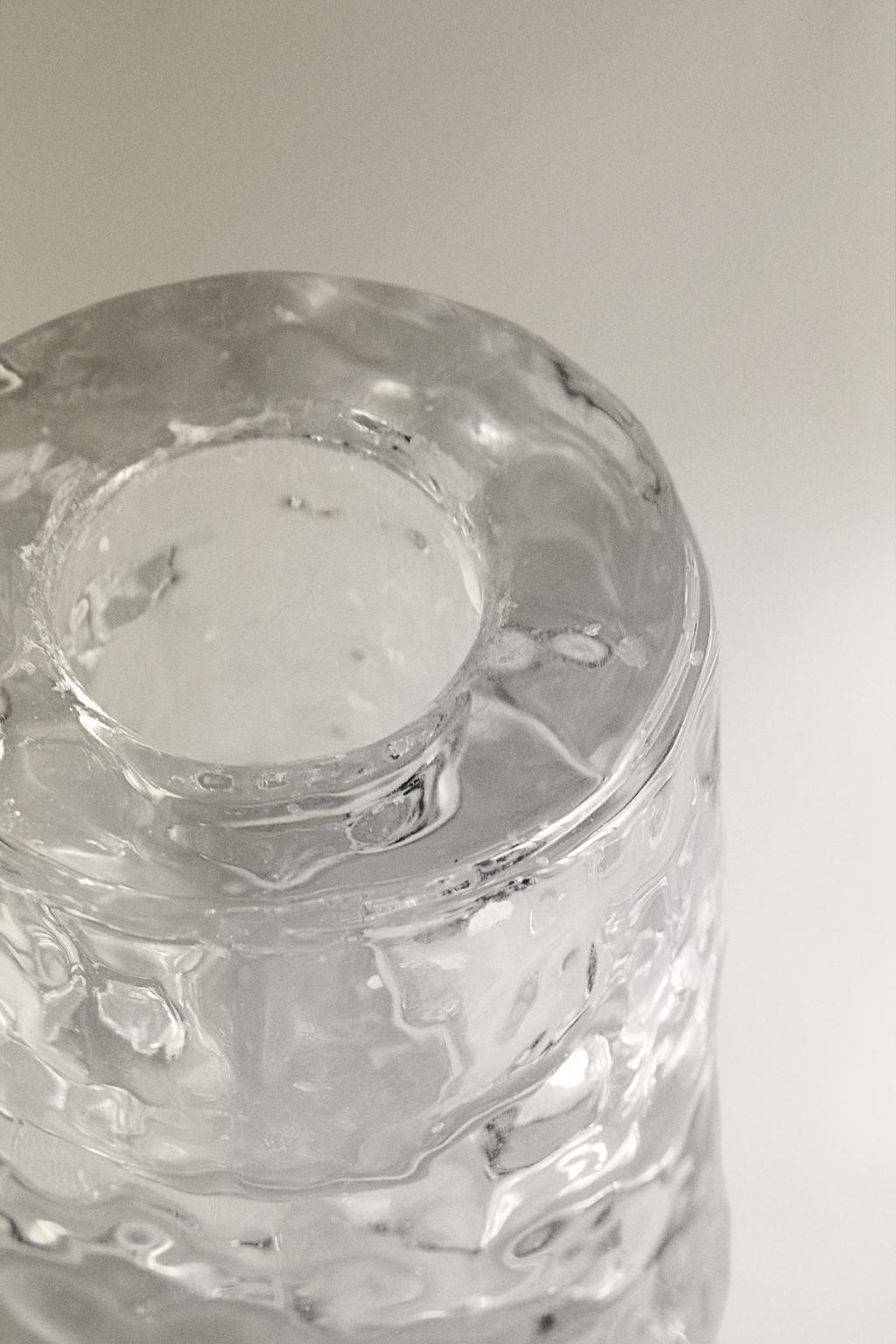 Стеклянный подсвечник