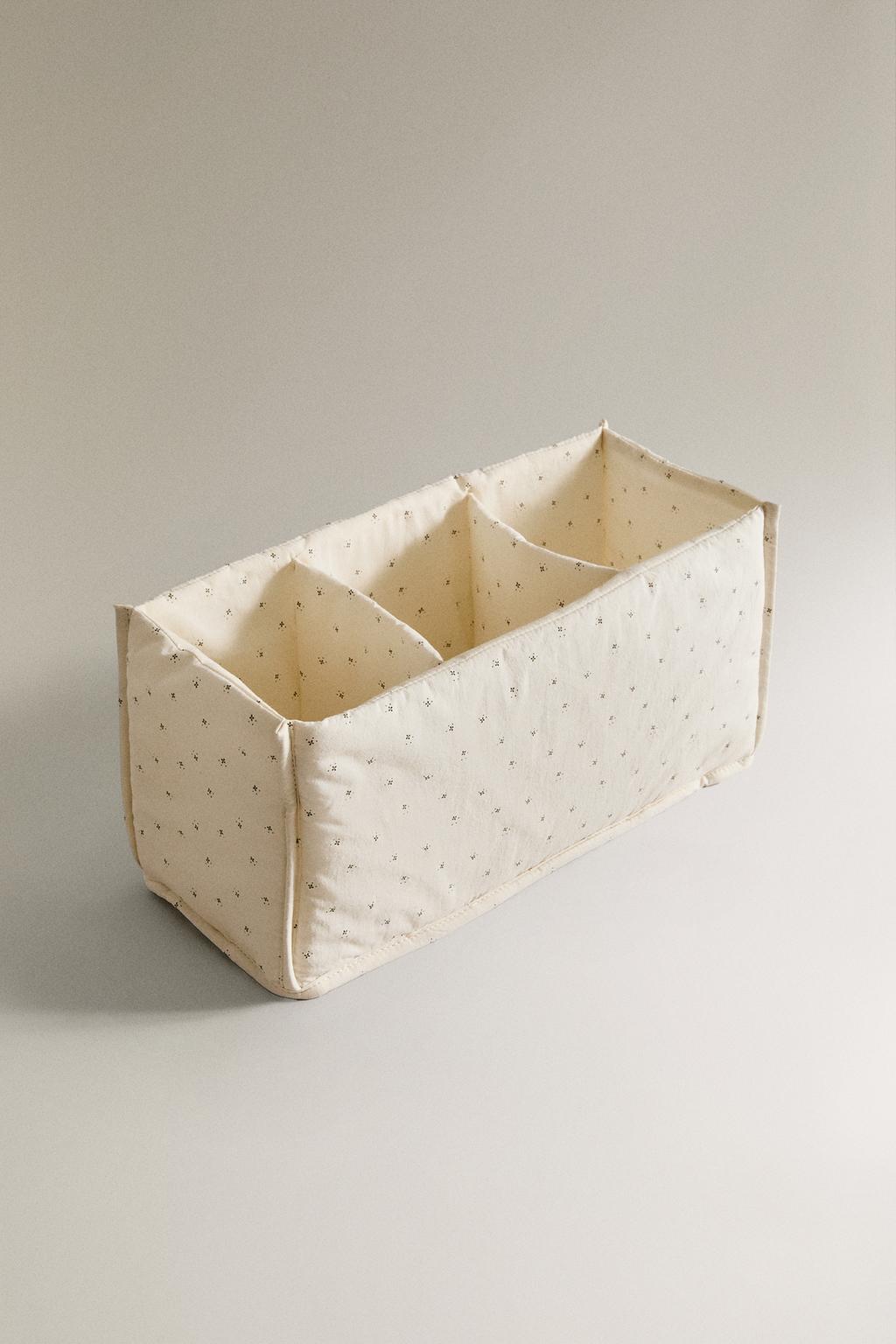 Органайзер для детской одежды с цветочным узором