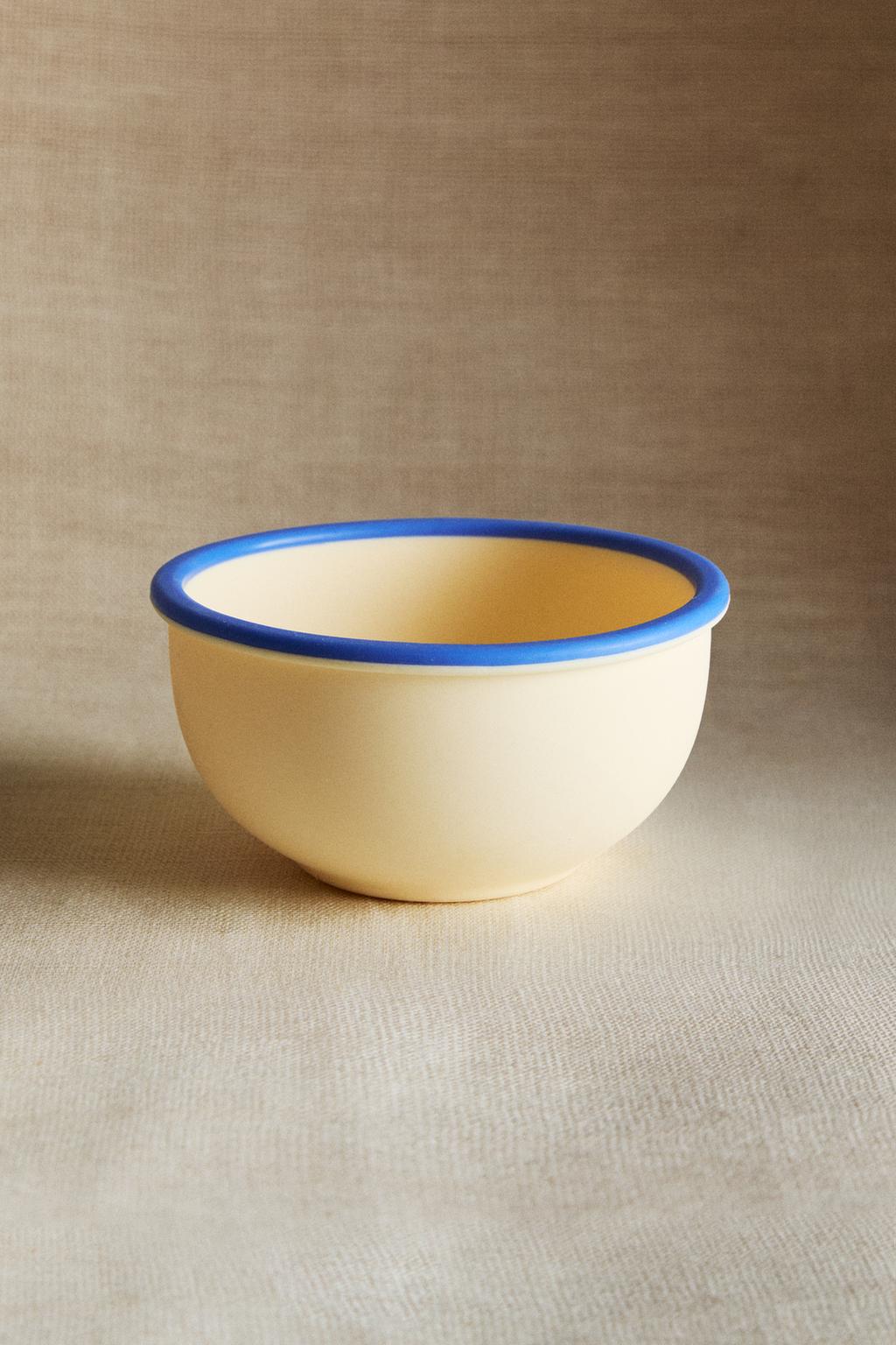 Детская миска с силиконовым краем