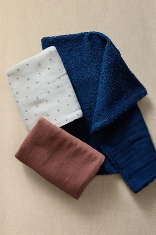 Набор мини-полотенец для младенцев с цветочным узором (набор из 3 шт.)- Заказать в России