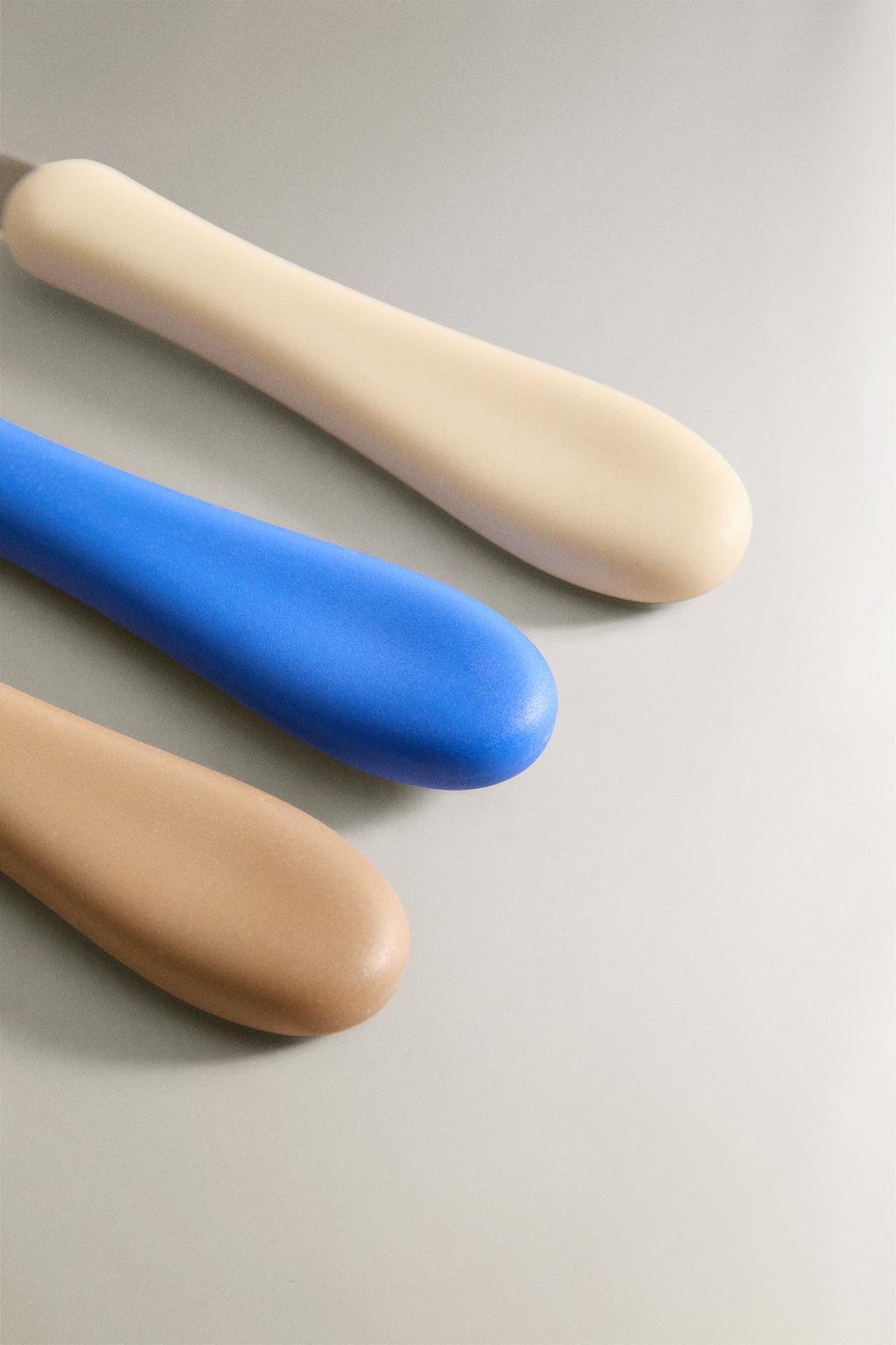 Набор детских столовых приборов с силиконовой ручкой