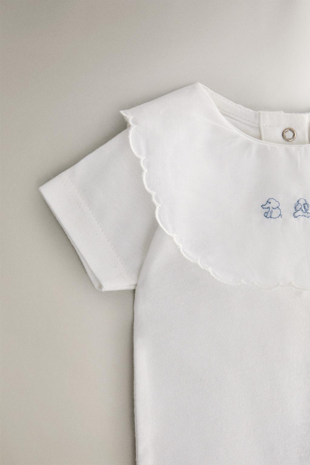 Короткий комбинезон для младенцев с вышитым слоном