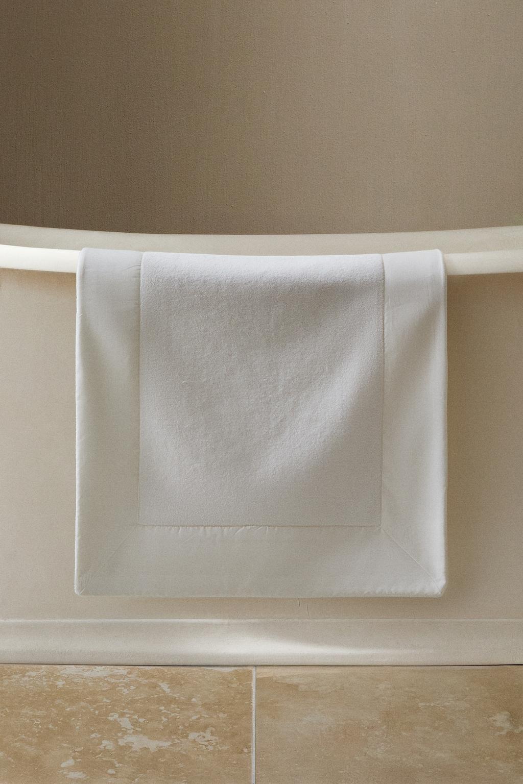 Коврик для ванны с тканевой полосой