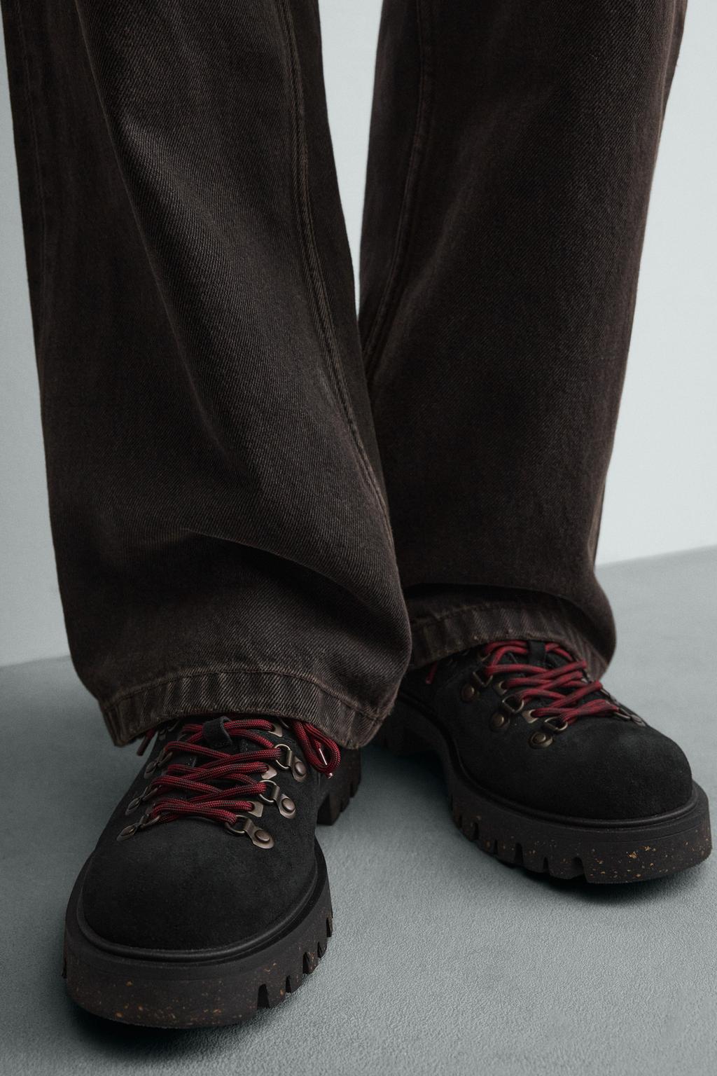 КОЖАНЫЕ ТУФЛИ С КРЕПЛЕНИЯМИ