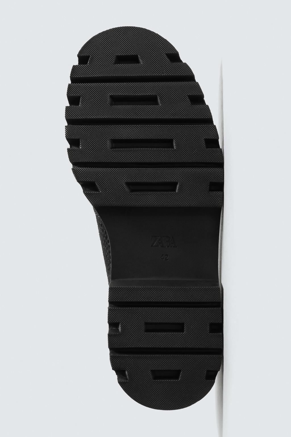 КОЖАНЫЕ ТУФЛИ С КРЕПЛЕНИЯМИ