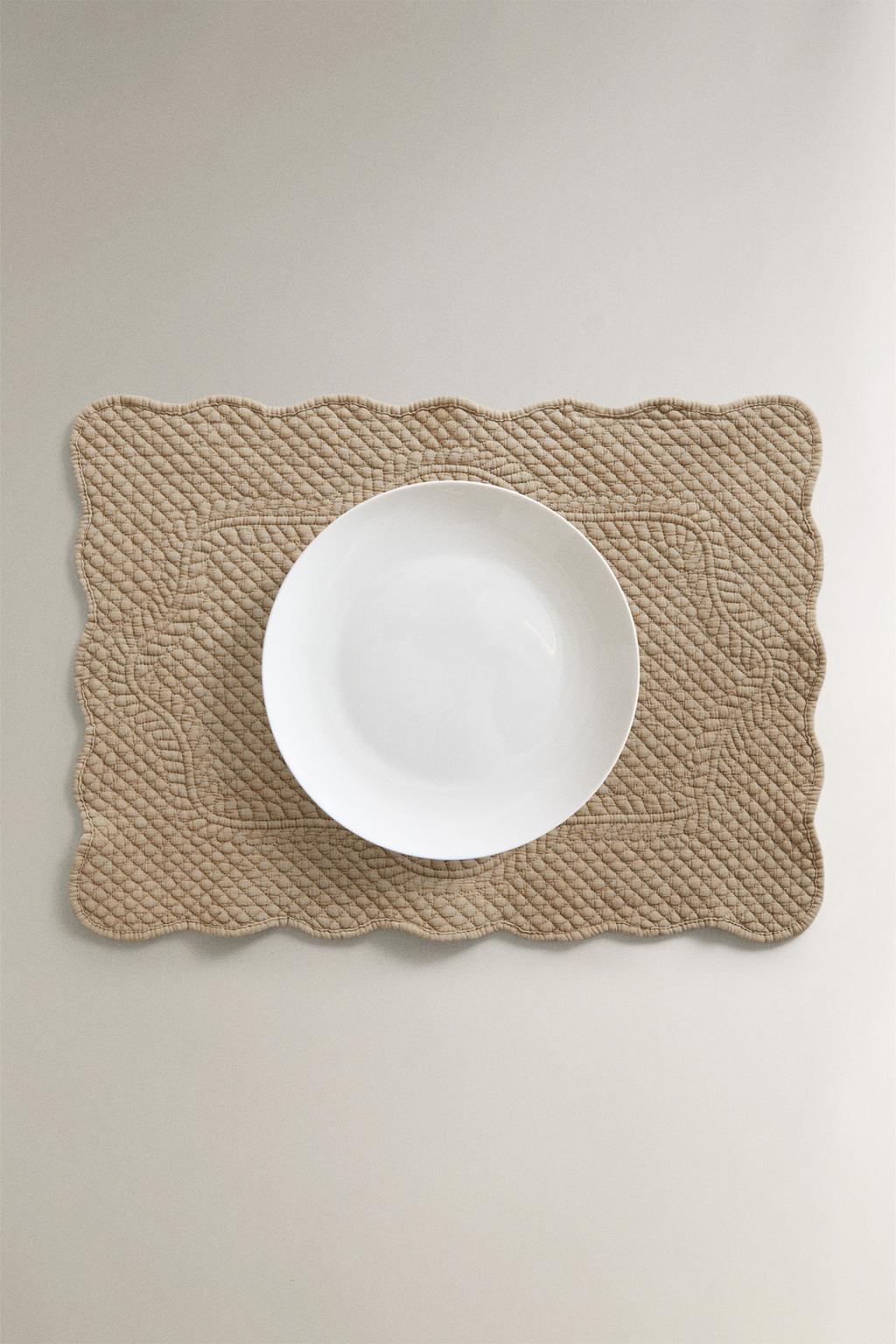 Простыня для тарелок с лоскутным дизайном