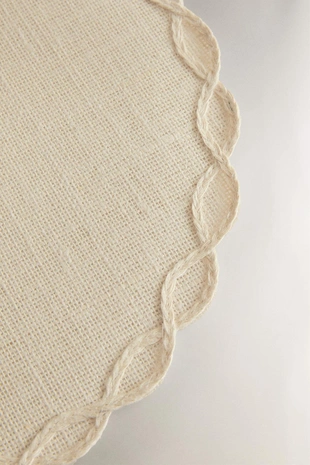 Плетеный подсвечник с деталями из цепочек- Заказать в России