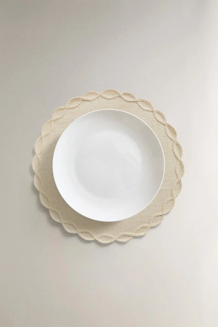 Плетеный подсвечник с деталями из цепочек- Заказать в России