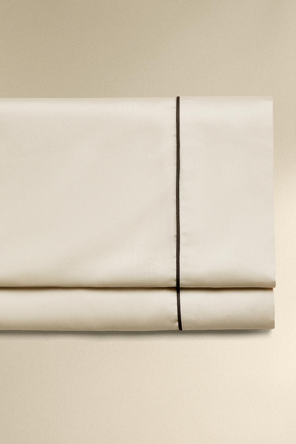 Простынь из сатина с отделкой