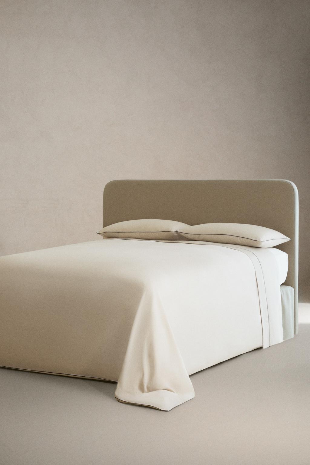 Простынь из сатина с отделкой