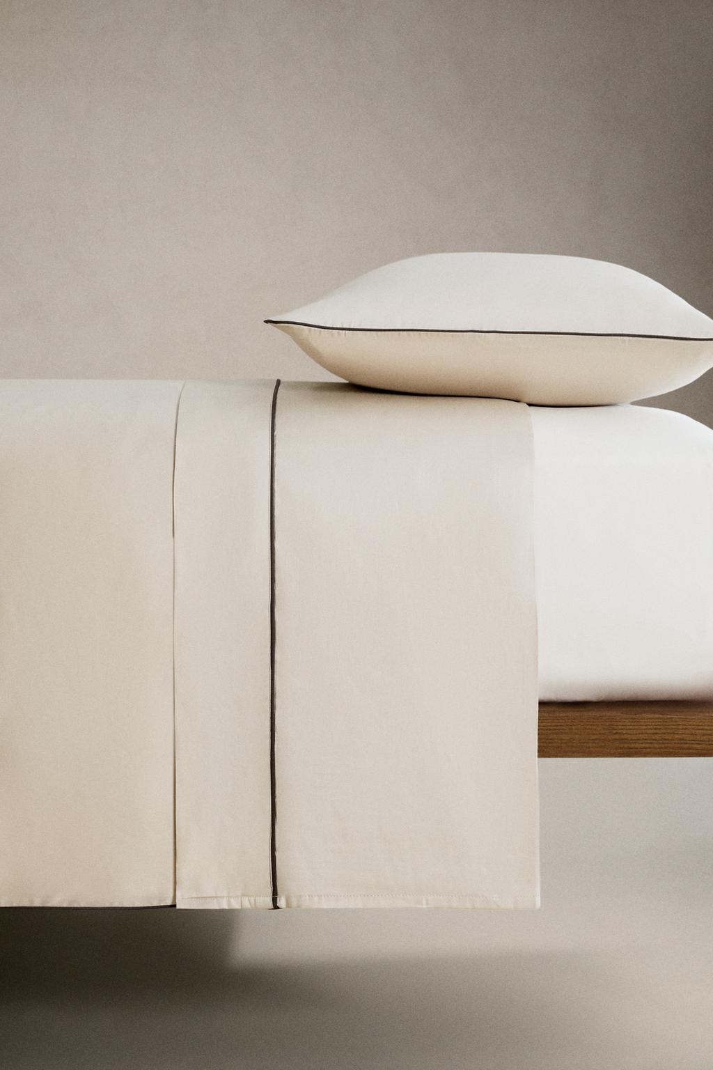 Простынь из сатина с отделкой