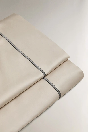 Простыня из сатина с вышитым краем- Заказать в России