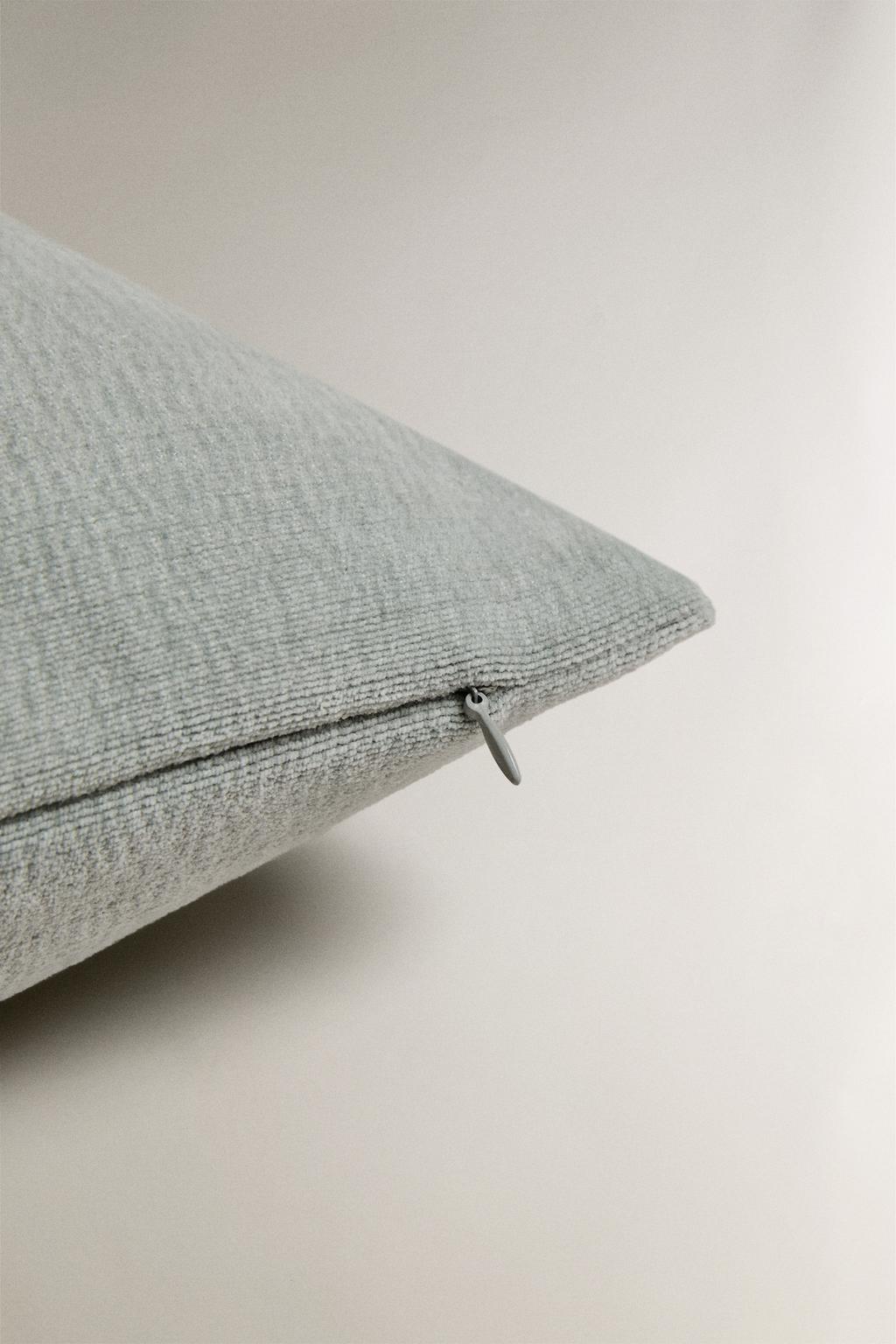 Чехол из ворсистой ткани