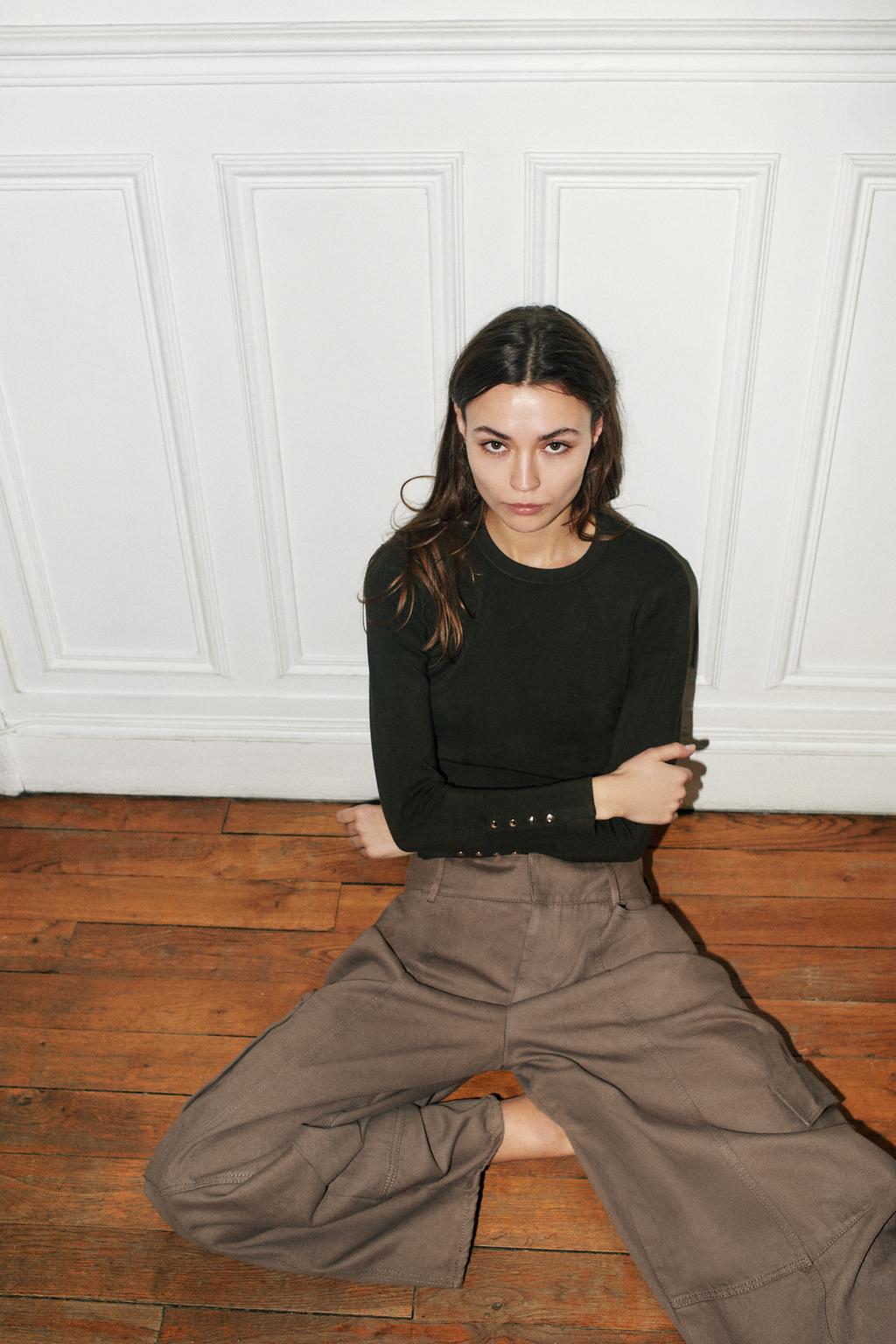 БАЗОВЫЙ ОДНОТОННЫЙ СВИТЕР