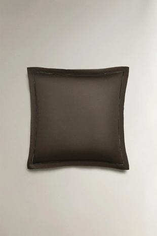 Сатиновая наволочка с отделкой (300 TC)- Заказать в России