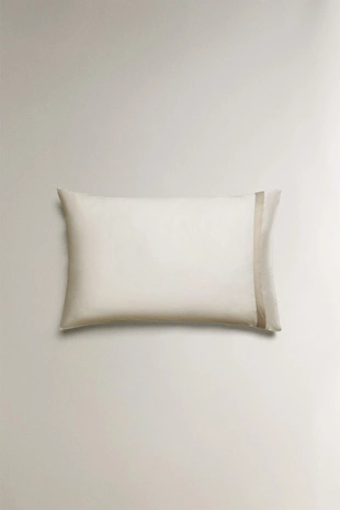 Наволочка из сатина с контрастным бордюром (300 нитей)- Заказать в России