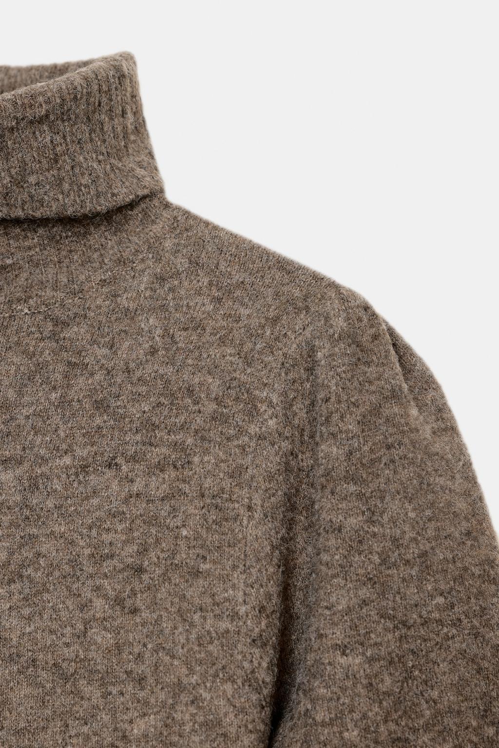 ТРИКОТАЖНОЕ МИНИ-ПЛАТЬЕ