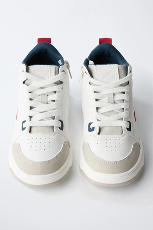 Высокие кроссовки со вставками- Заказать в России