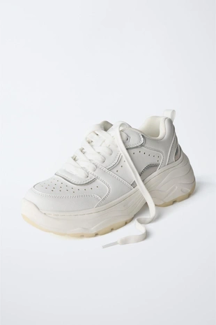 White | 2302/730/001 - Zara Спортивные кроссовки на объемной подошве