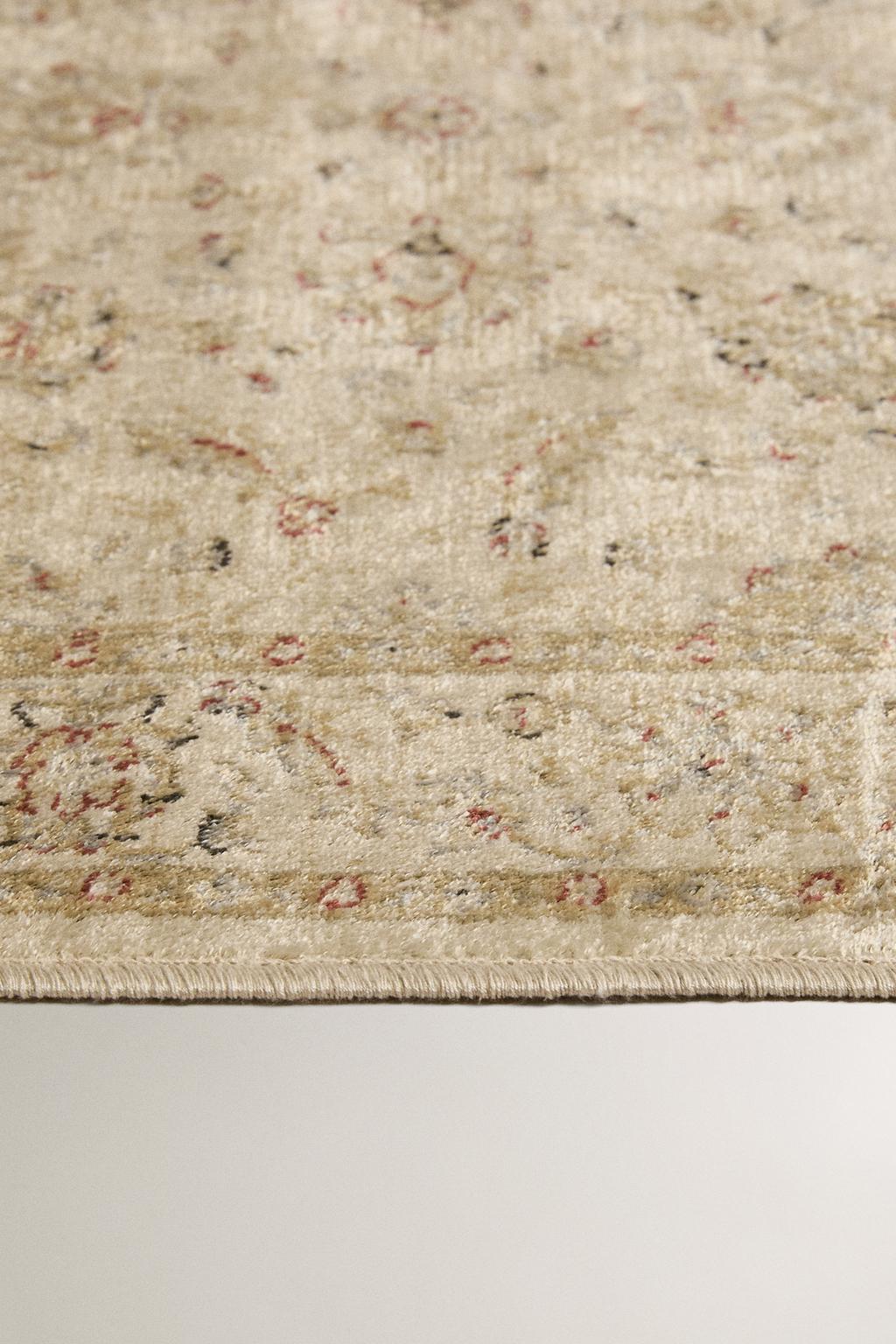 Ковер с винтажным цветочным узором