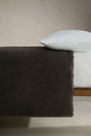 Покрывало из шерсти с рисунком шеврон и бахромой- Заказать в России