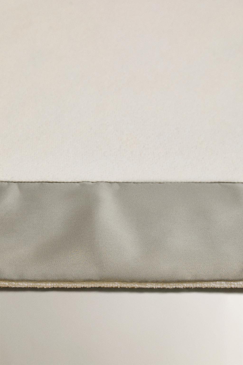 Коврик для ванны с тканевой отделкой