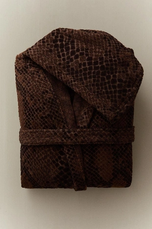 Халат из велюра с животным принтом- Заказать в России