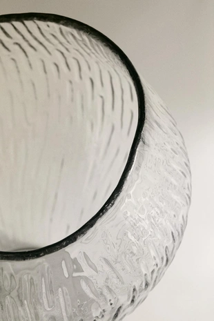 Нестандартная стеклянная ваза- Заказать в России