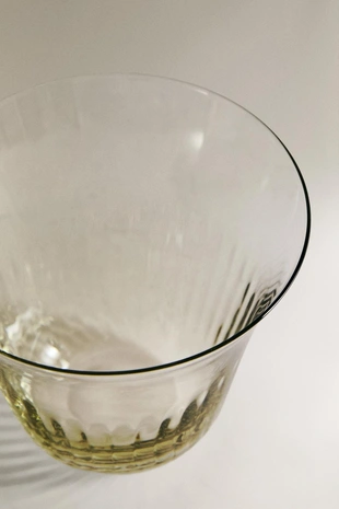 Прозрачный стакан из стекла- Заказать в России