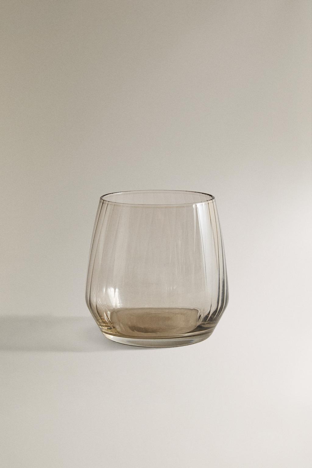 Рюмка из цветного стекла