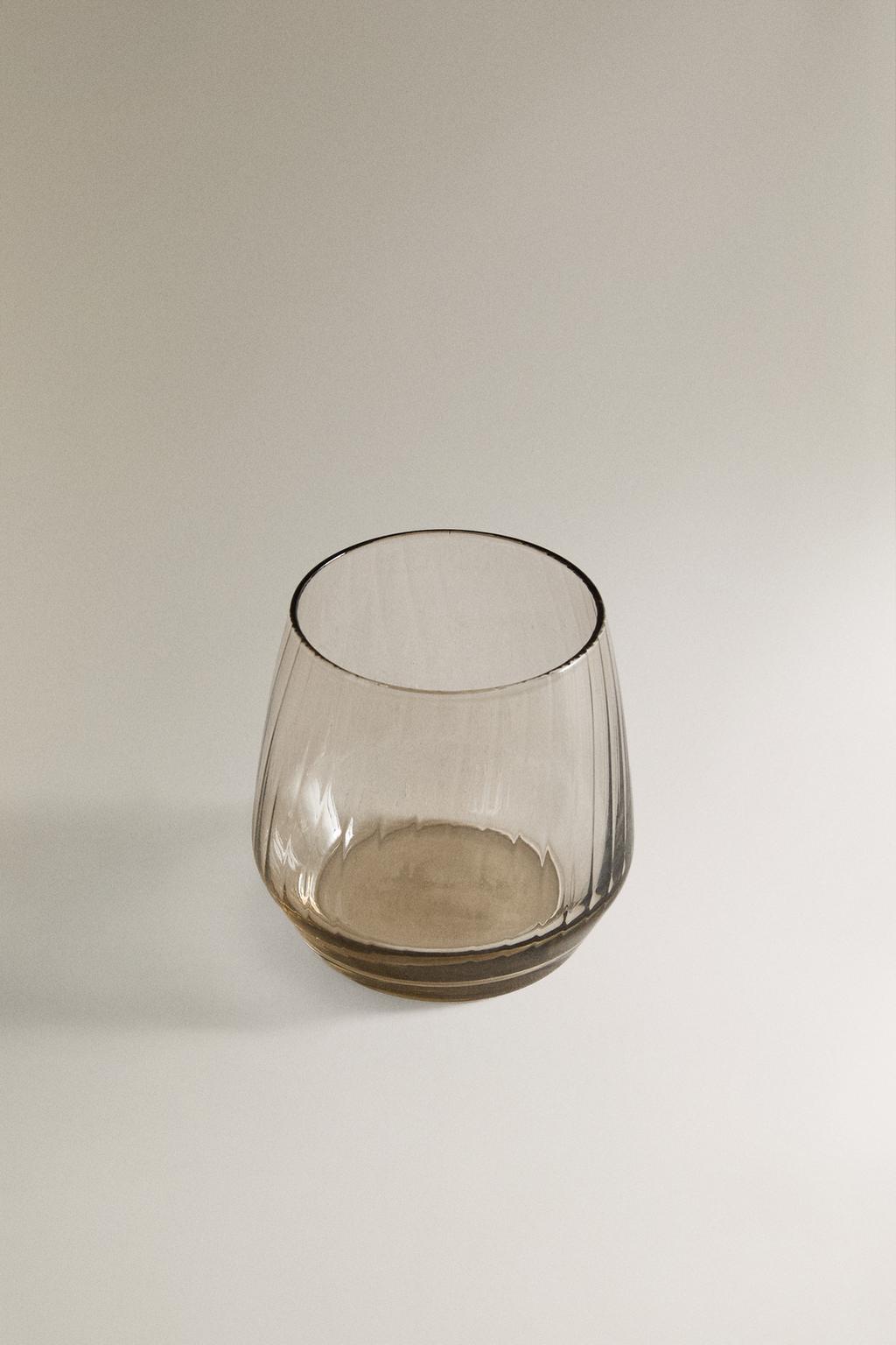 Рюмка из цветного стекла