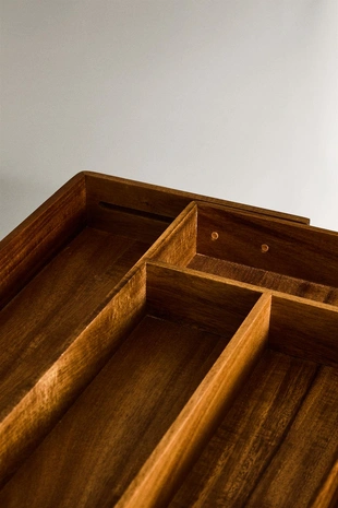 Расширяемый деревянный лоток для столовых приборов- Заказать в России