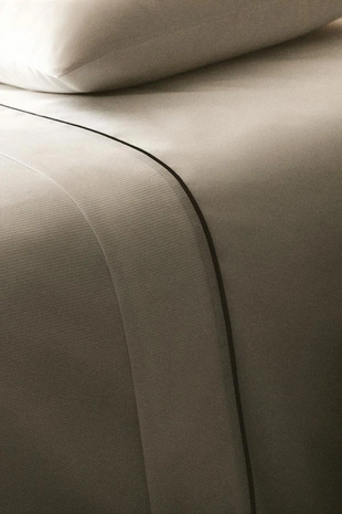 Простыня из пике с обшивкой- Заказать в России