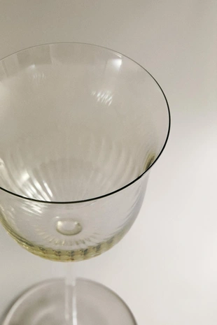 Прозрачный бокал для вина- Заказать в России