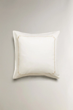 Наволочка из макового шелка с отделкой- Заказать в России