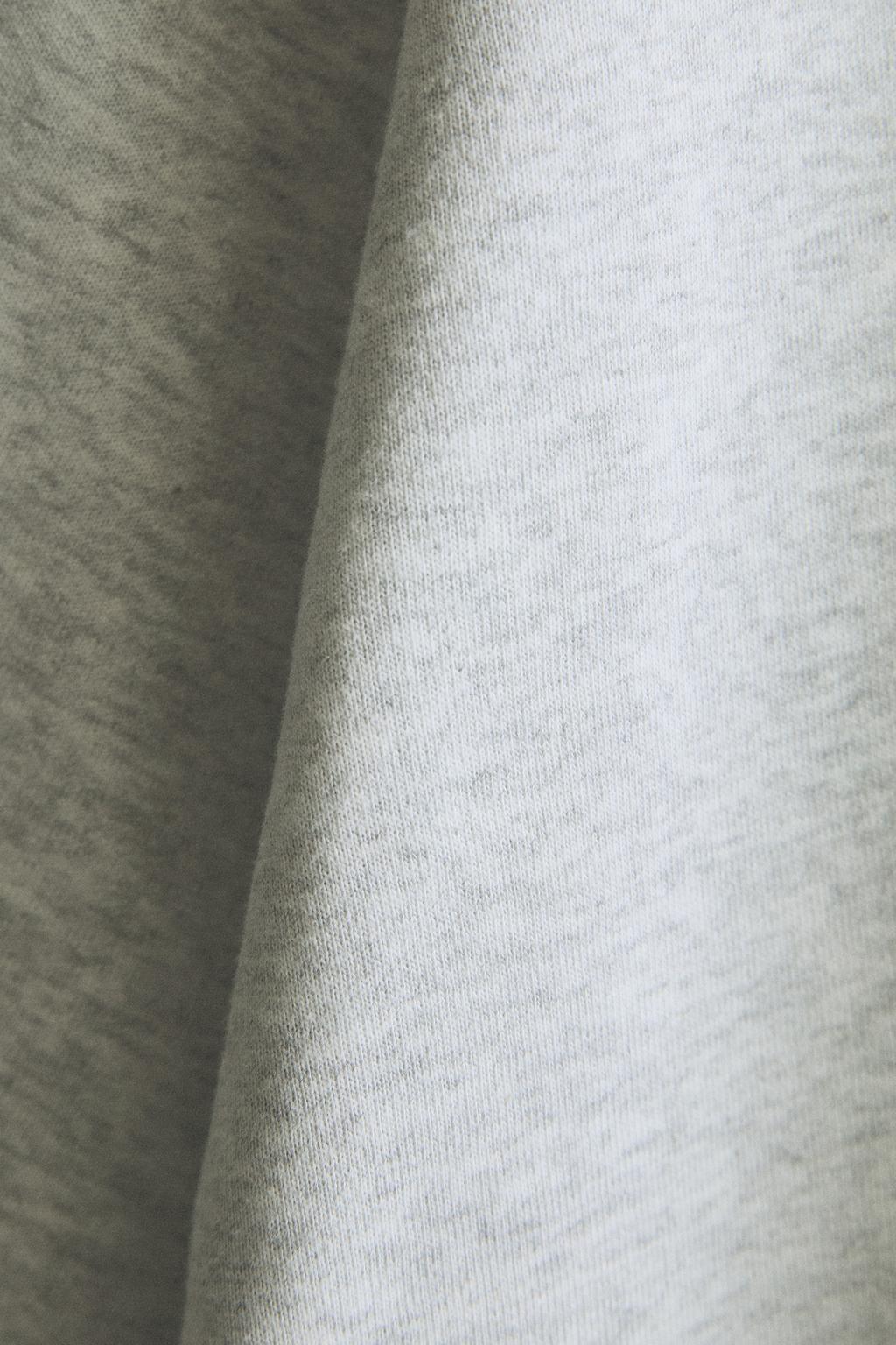 Футболка из хлопка с короткими рукавами