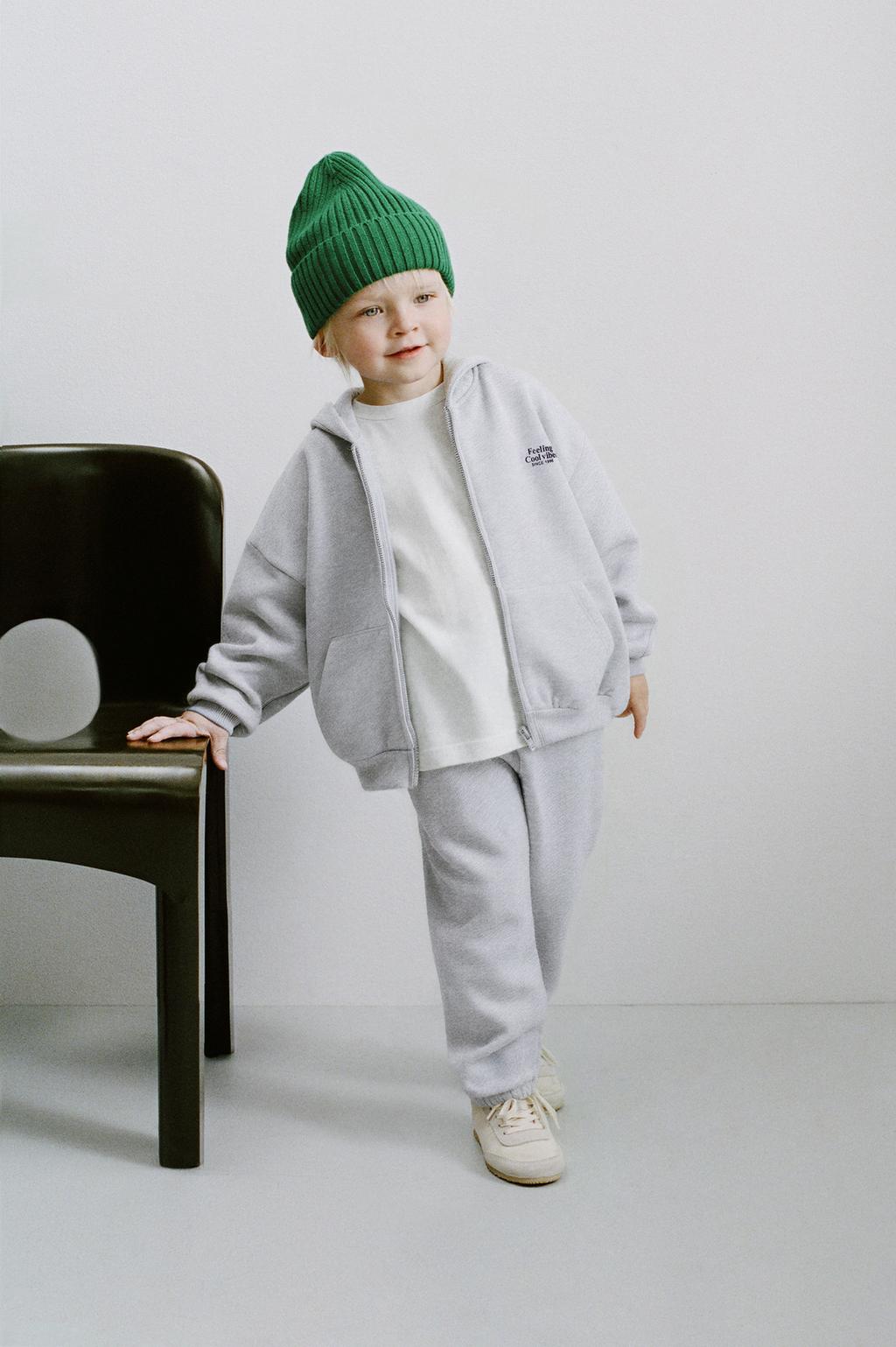 ТОЛСТОВКА НА МОЛНИИ С ТЕКСТОМ