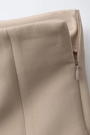 Юбка-шорты с разрезом