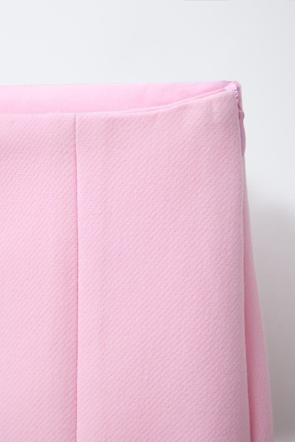 ОДНОТОННАЯ ЮБКА-ШОРТЫ