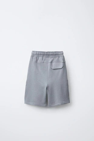 Прямые шорты-бермуды карго с карманами- Заказать в России