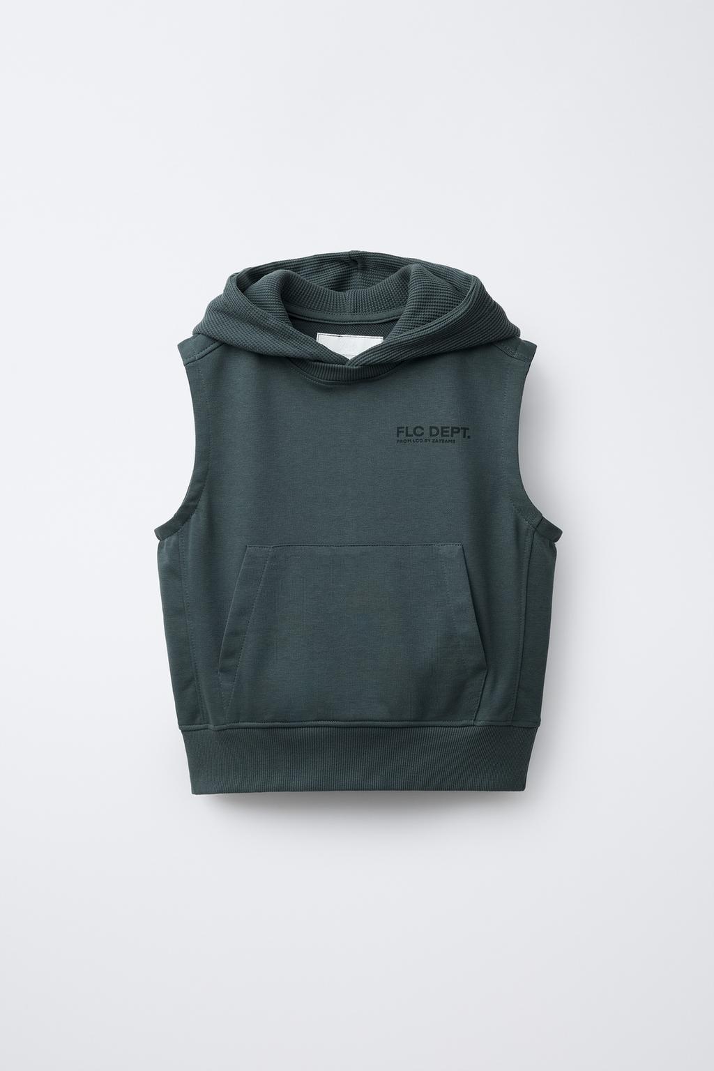 КОМПЛЕКТ ИЗ ЖИЛЕТА И ШОРТ-БЕРМУДОВ ИЗ ТКАНИ ВАФЛЯ С НАДПИСЬЮ