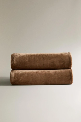 Плед из флиса с бахромой