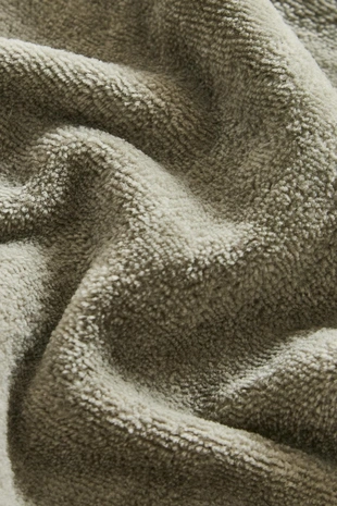 Велюровое полотенце для ванны с кисточками- Заказать в России