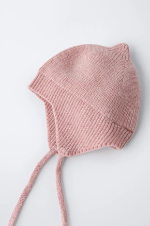 Трикотажный чепчик с шерстью